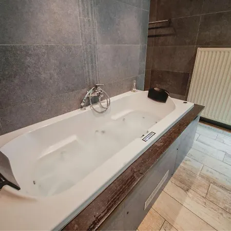 Charming With Jacuzzi And Sauna High Fens Holiday home Waimes