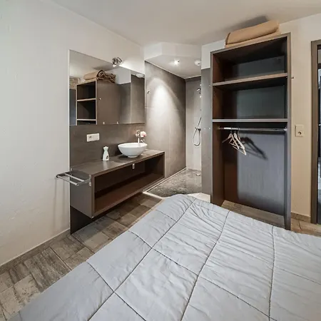 Holiday home Charming With Jacuzzi And Sauna High Fens
